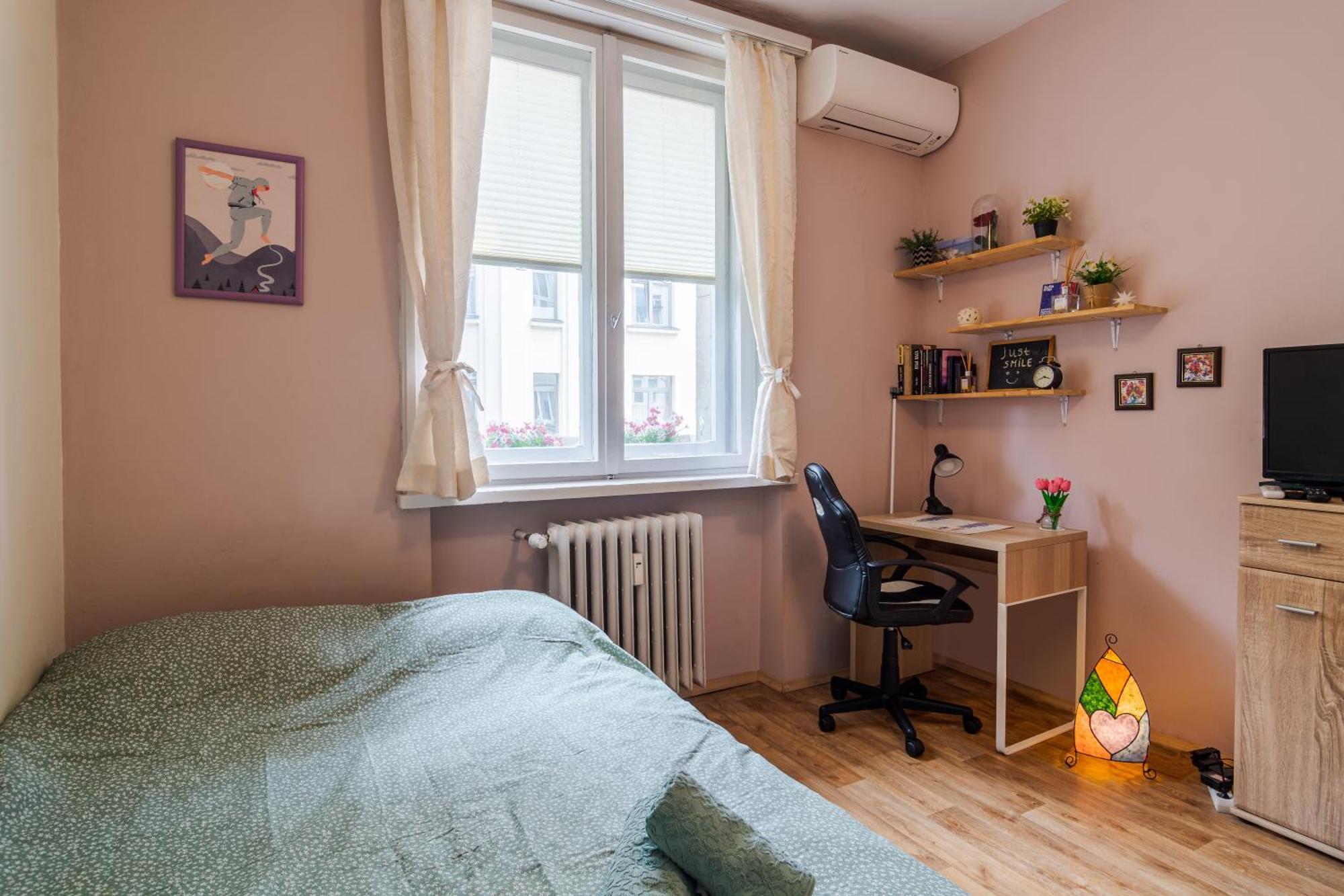 The Top Spot - Cute Little Studio In The Center Sofía Exterior foto